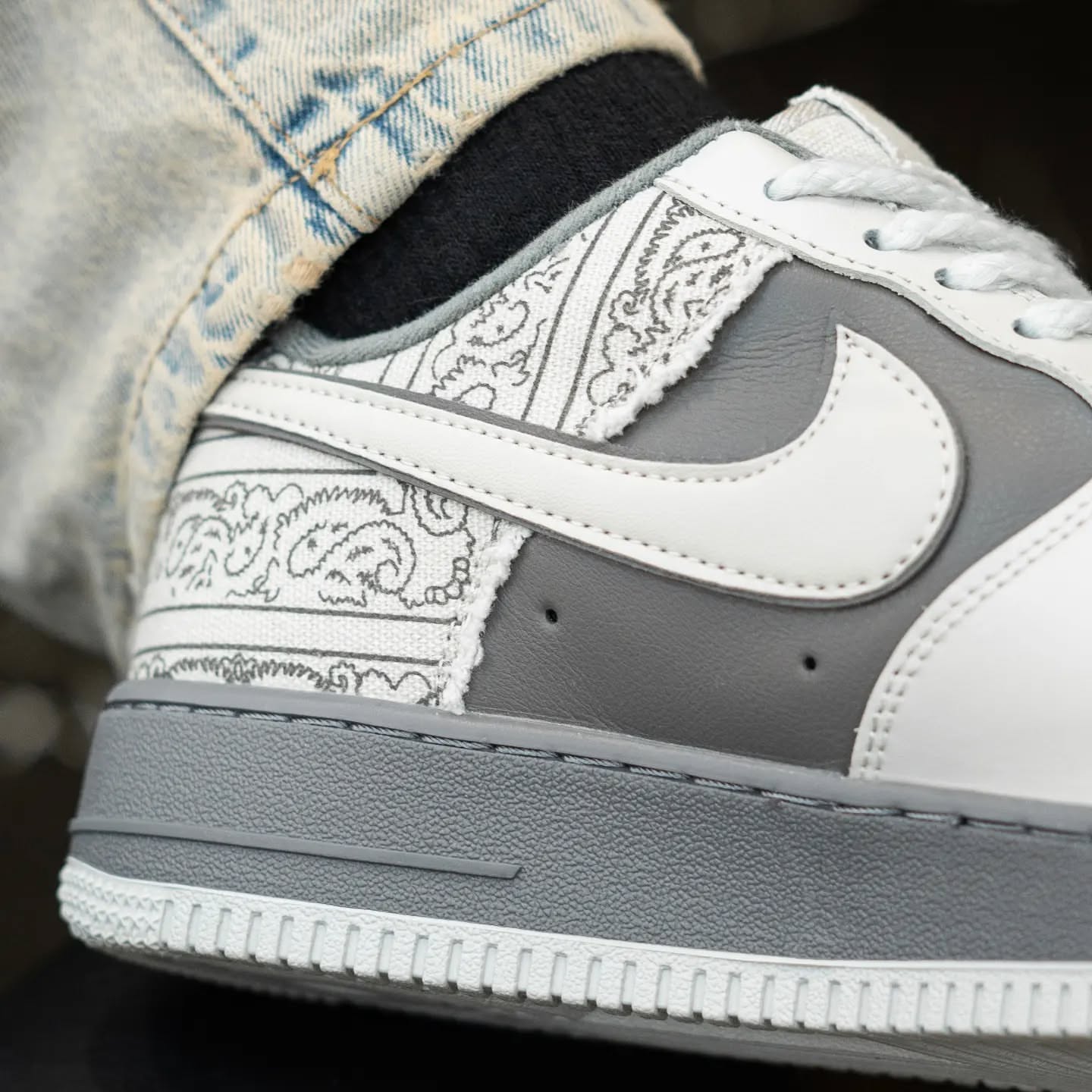 NIKE AIRFORCE BIG BANG WHITE GREY