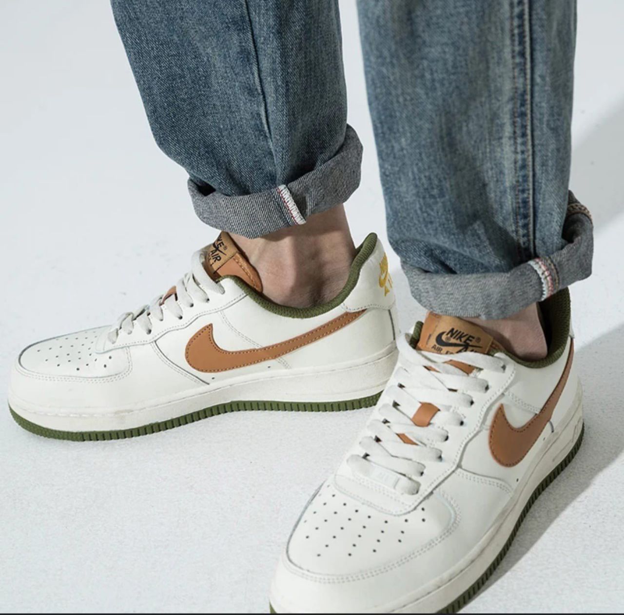 NIKE AIRFORCE GUAVA LINEN