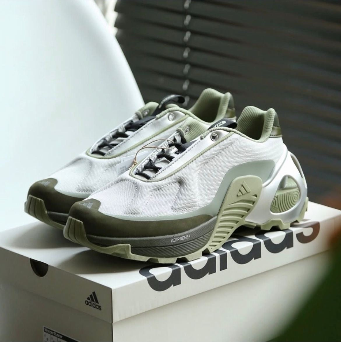 Adidas Edge Wonder Runner