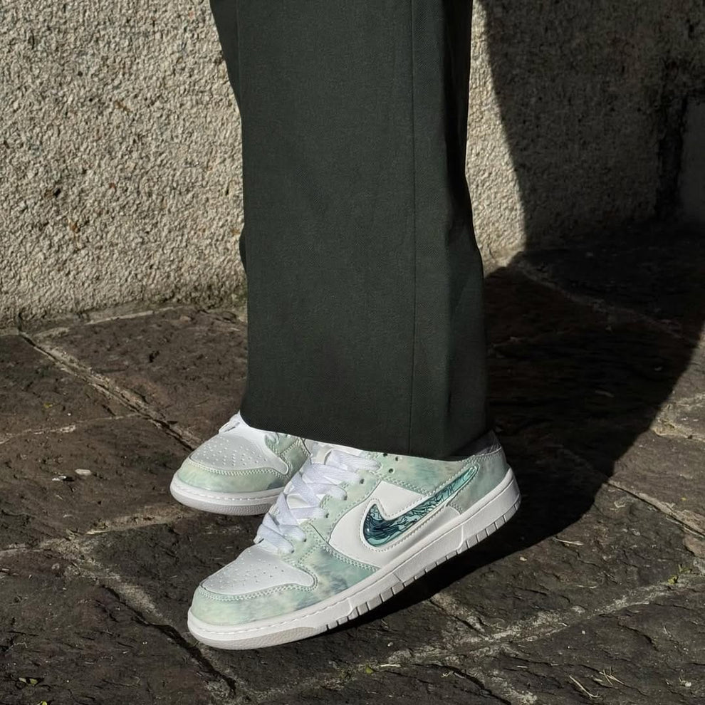 Nike Sb Dunk Low Year Of The Dragon Steam Puppet