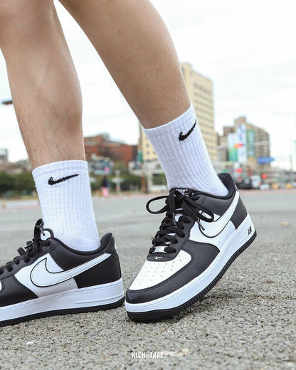 Nikee Air Force 1 Panda" black and white