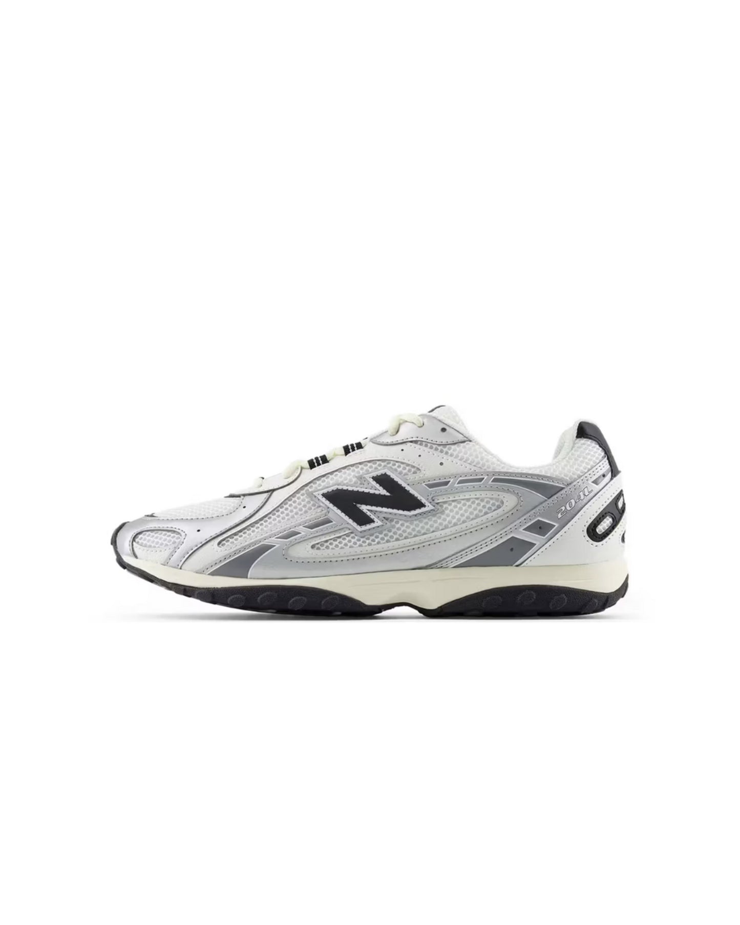 New Balancee 204L "Metallic Silver” Color