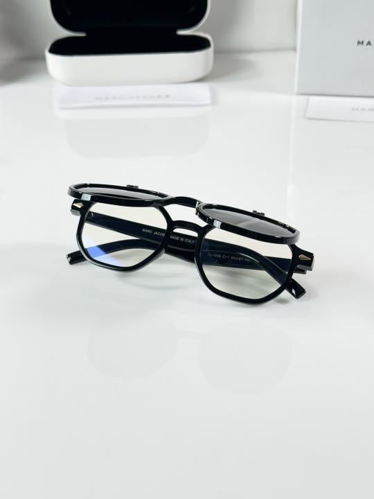 Marcc Jacobs 1005 Flip Shine Black