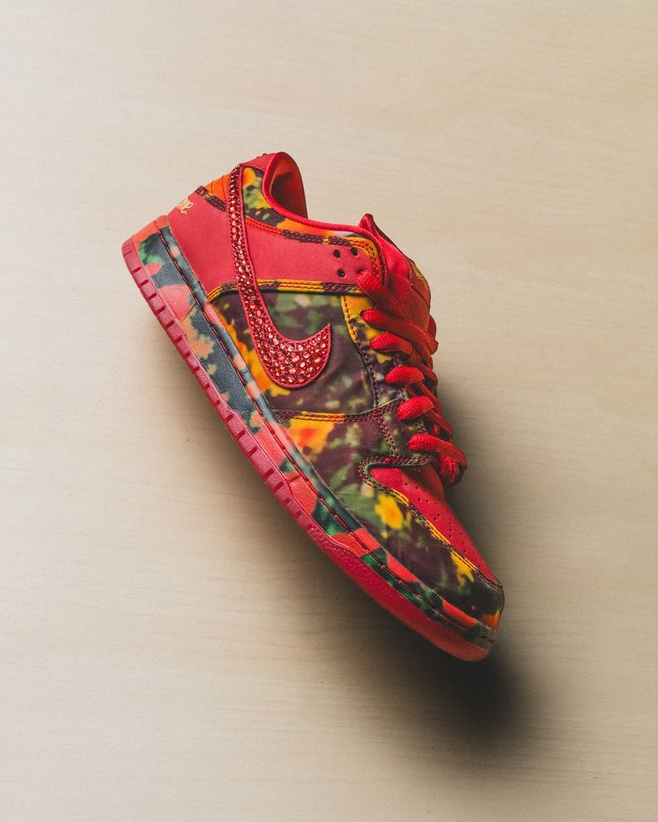 NIKE SB DUNK LOW WIZARD Of OZ