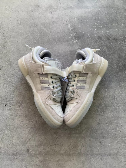 ADIDAS BAD BUNNY FORUM BUCKLE CLOUD WHITE