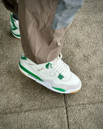 Nike Sb x Air Jordan Retro4 'Pine Green' (UA QUALITY)