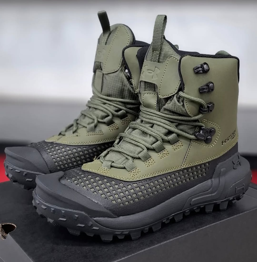 UNDERR ARMOURR HOVR RAIDER WP OLIVE GREEN BLACK