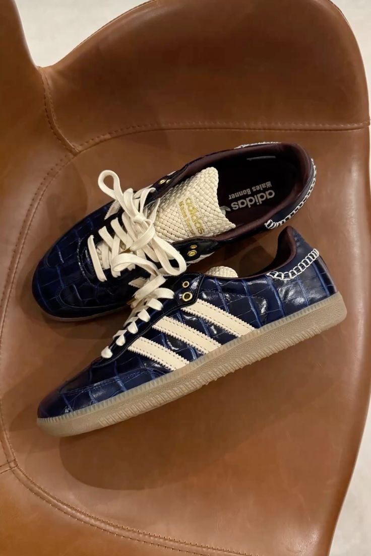 ADIDAS SAMBA X WALES BONNER CROC COLLIGIATE NAVY