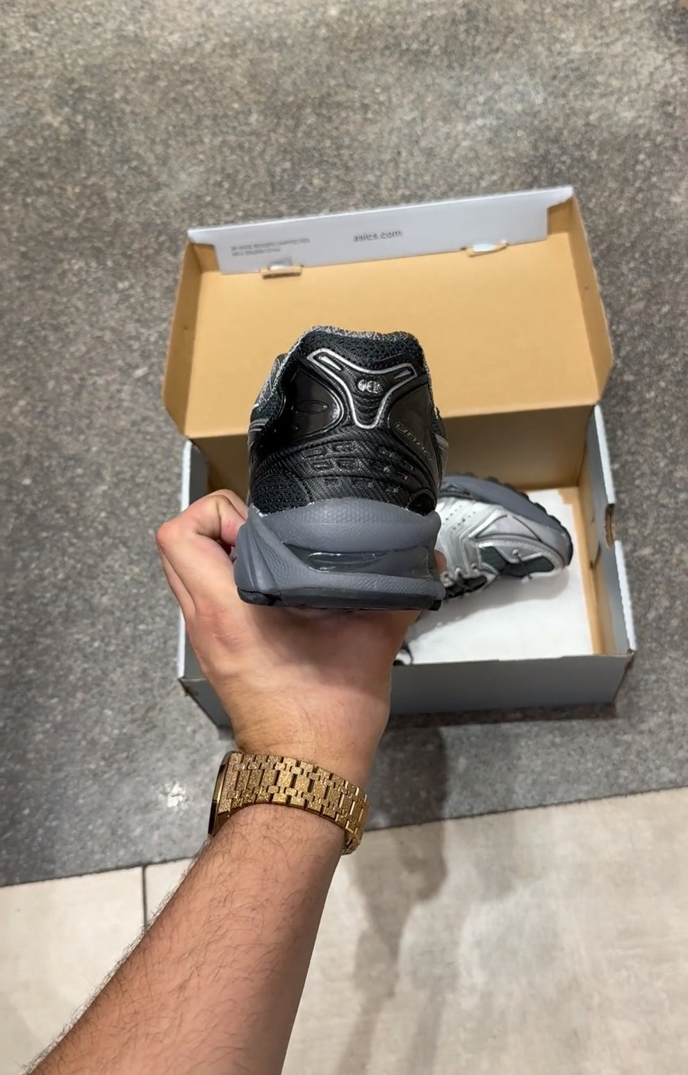 ASICS GEL KAYANO 14 X UNAFFECTED BLACK SILVER