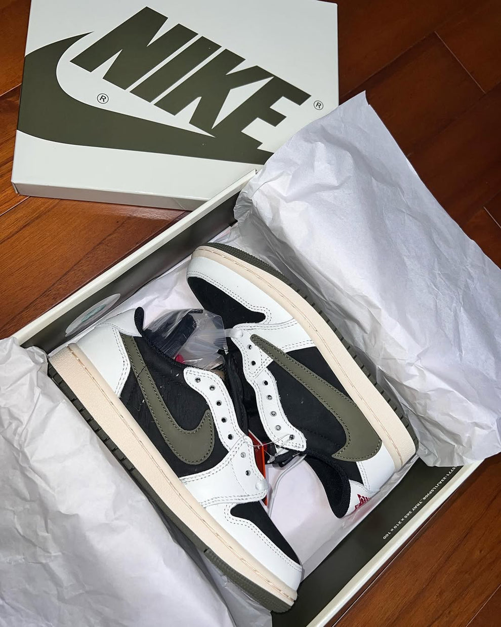 Travis Scott x Air Jordan Retro1 Low 'Olive' (UA QUALITY)