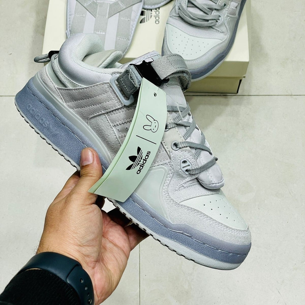 ADIDAS BAD BUNNY FORUM BUCKLE LOW GREY