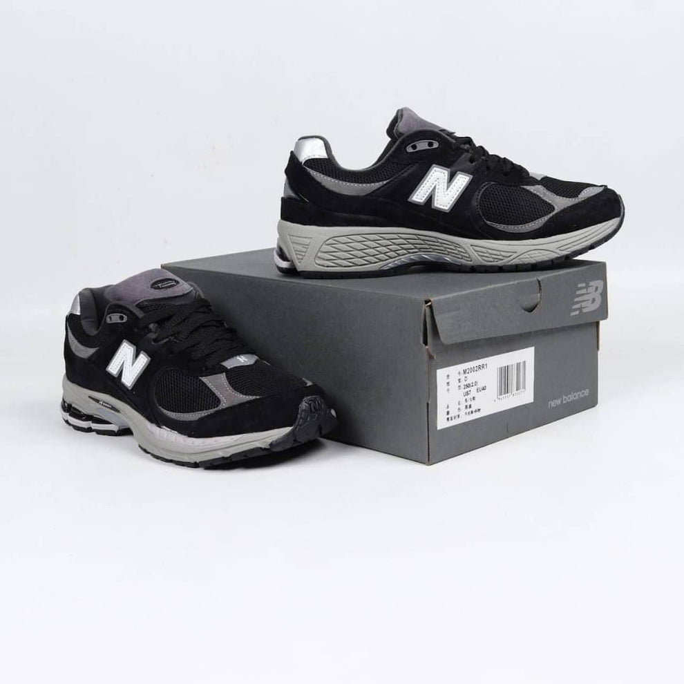 NEW BALANCE 2002R SHADOW BLACK