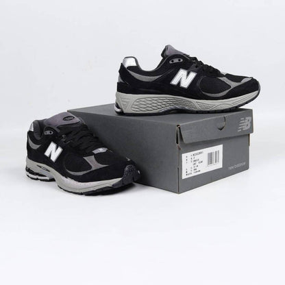 NEW BALANCE 2002R SHADOW BLACK