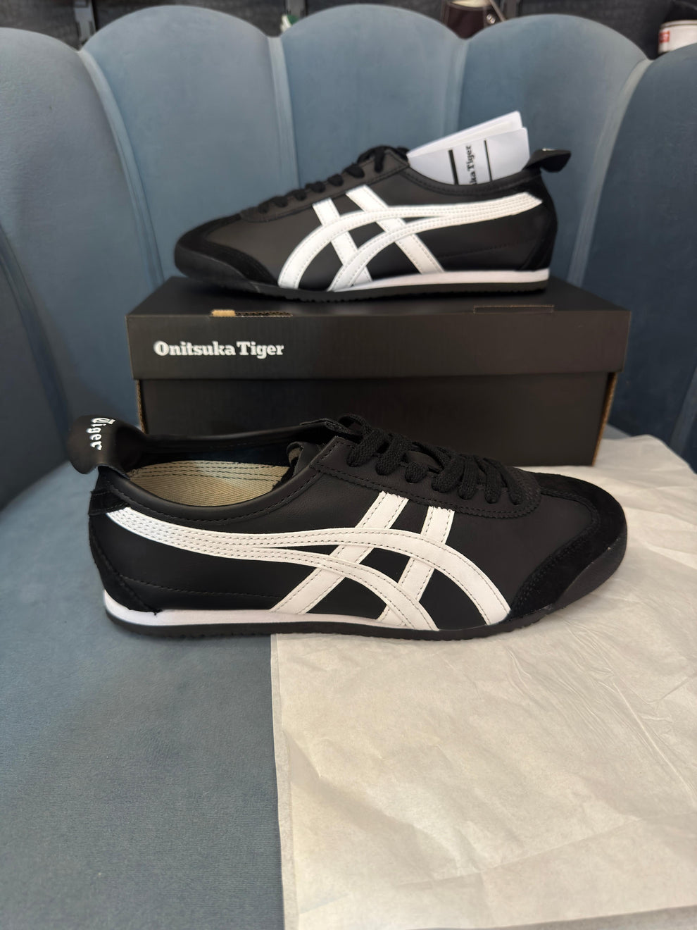 ONITSUKA TIGER MEXICO 66 BLACK/WHITE