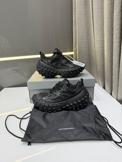 Balenciaga defender