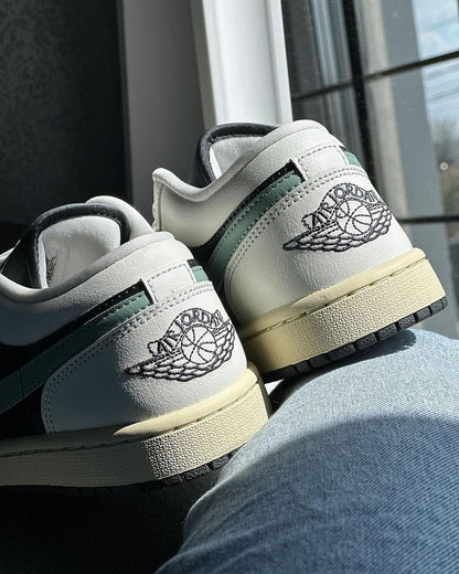 Nike Air Jordan 1 Low "Jade Smoke"