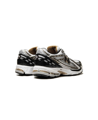 NEW BALANCE 1906R METALLIC GOLD/WHITE