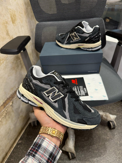 NEW BALANCE 1906D PROTECTION PACK BLACK