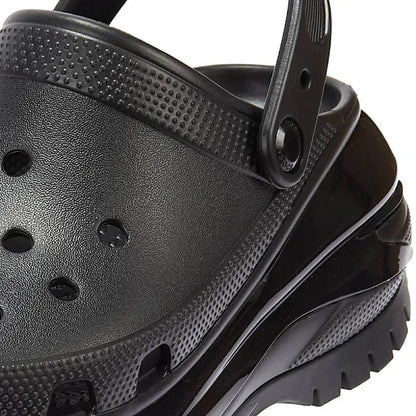 Crocs womens Mega Crush Clogs For Her Fixed