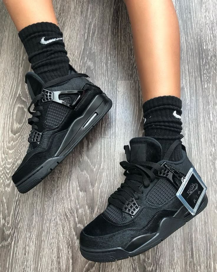 Nike Air Jordan 4 Retro - Black Cat UA.qlty
